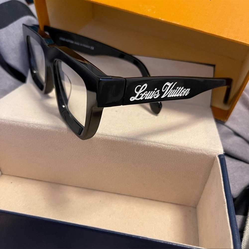 Louis Vuitton frame glases